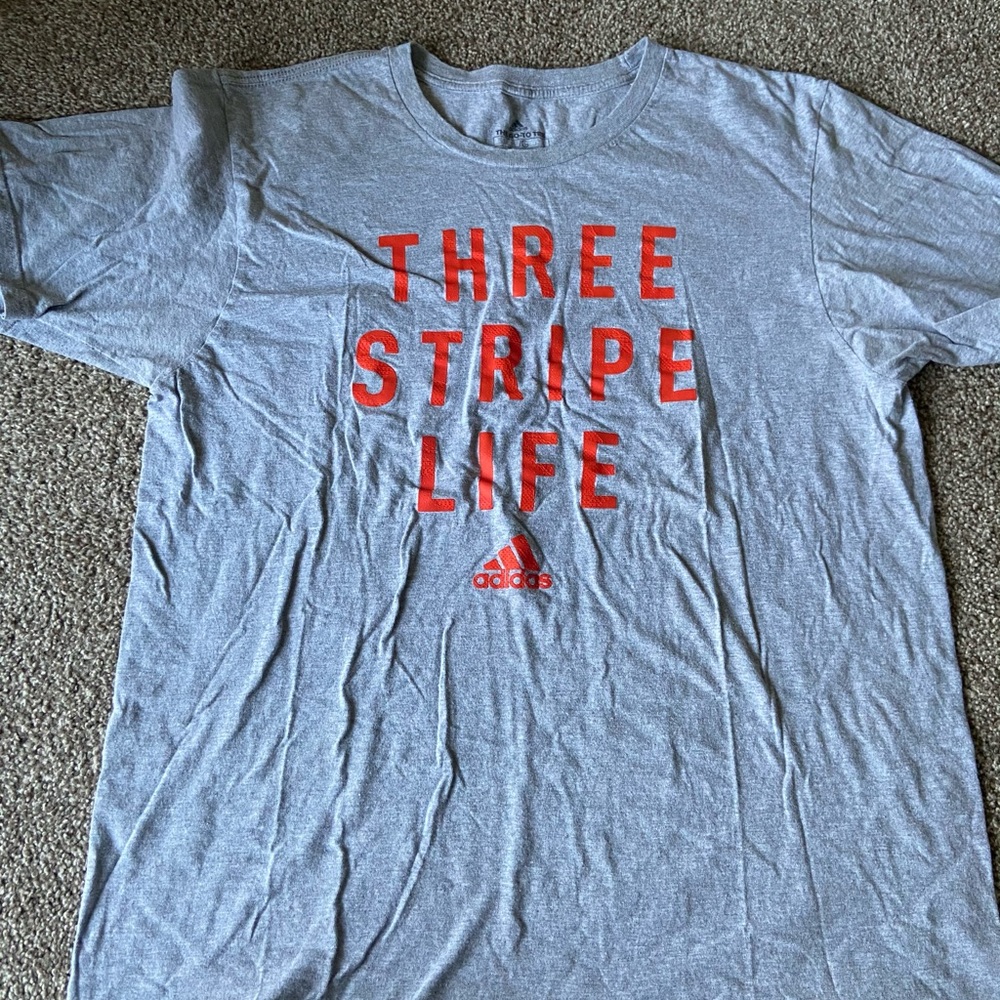 Men’s adidas tee